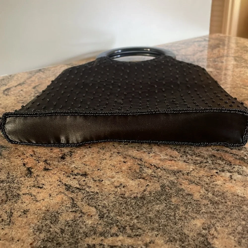 N/A stylish black