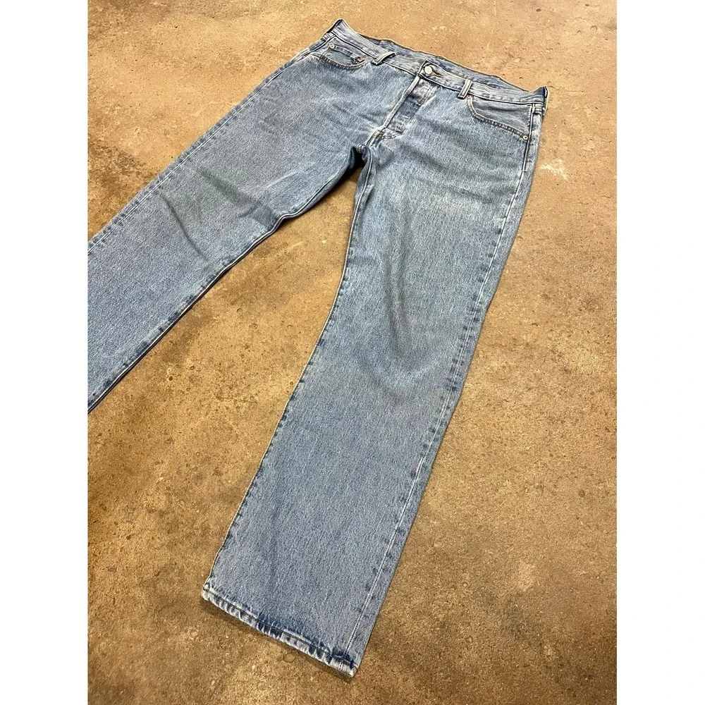 Levis questions cotton