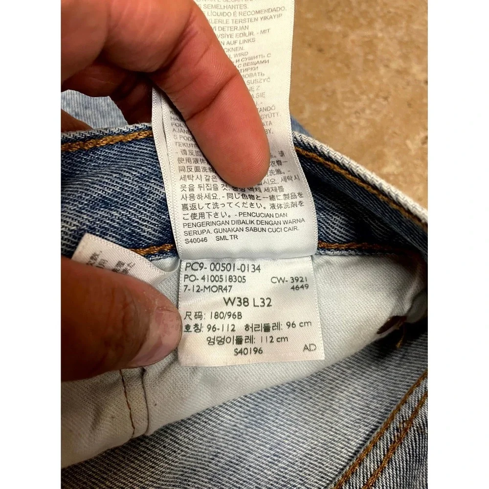 Levis blue have jeans