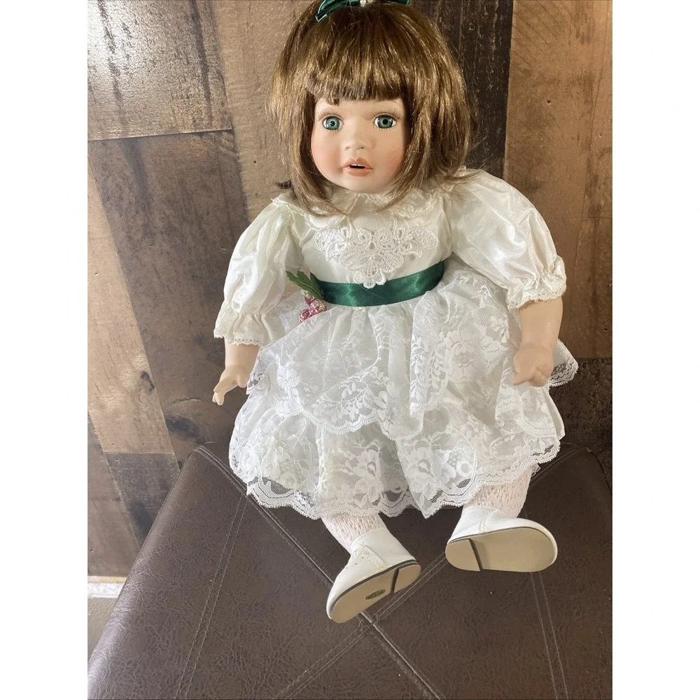 House of Lloyd beautiful collectible