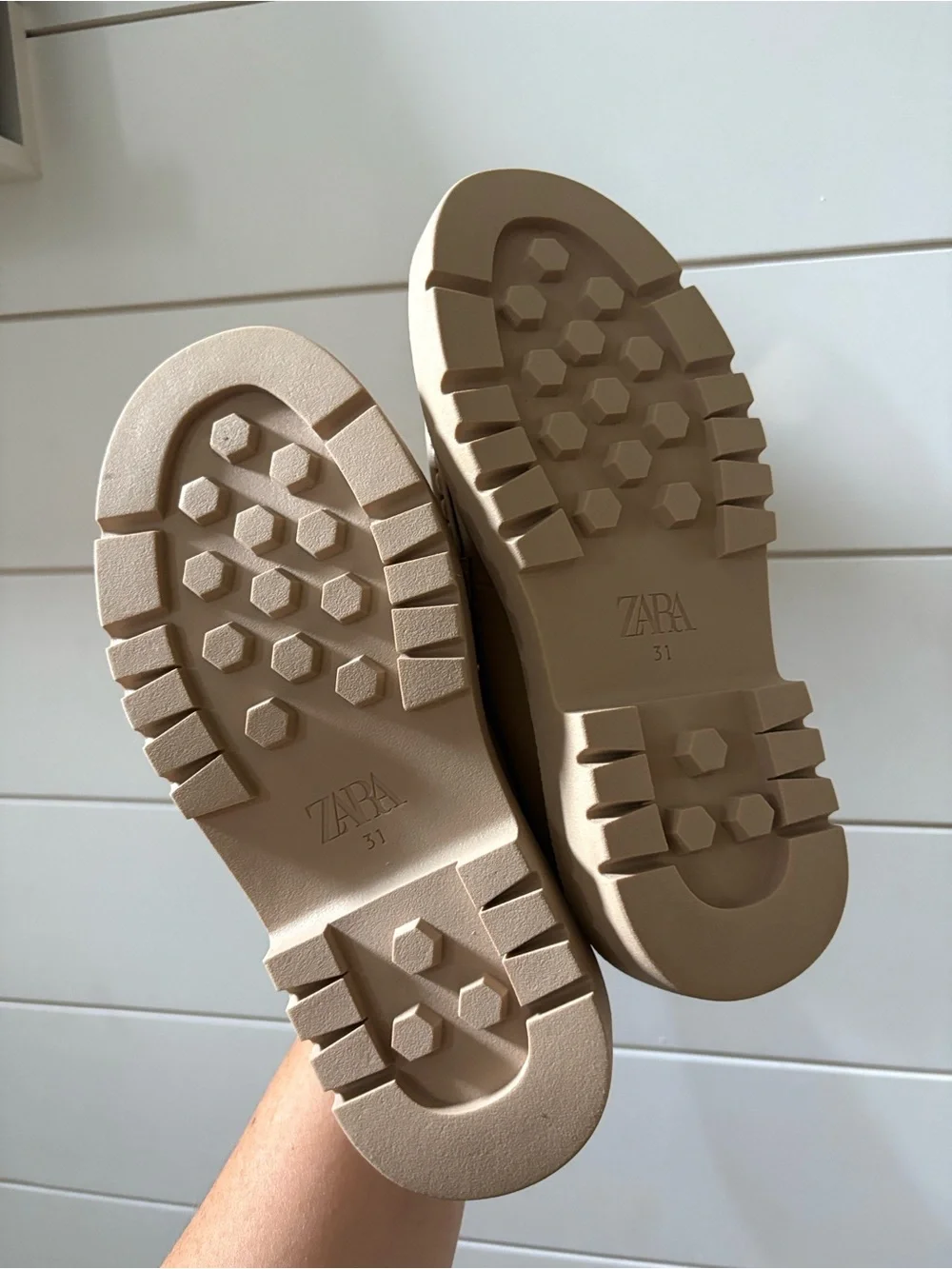 Zara women cream