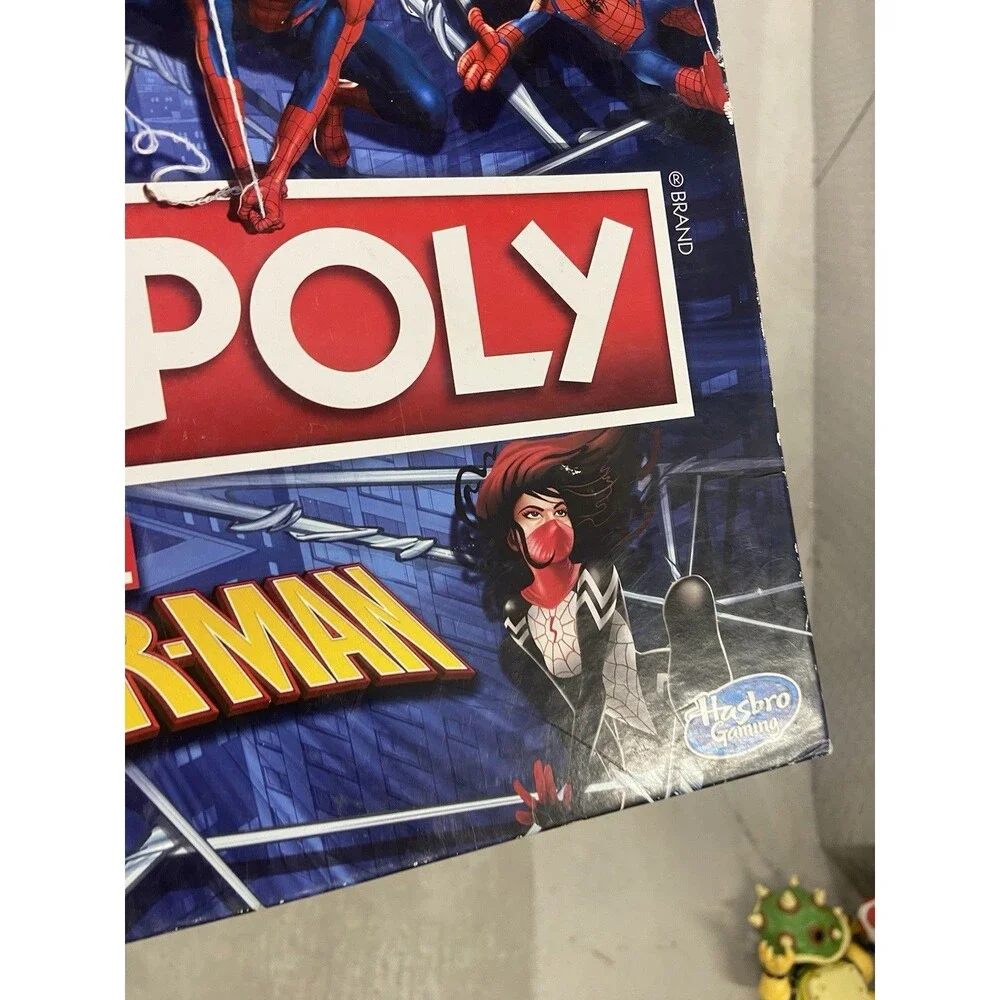 Hasbro monopoly marvel