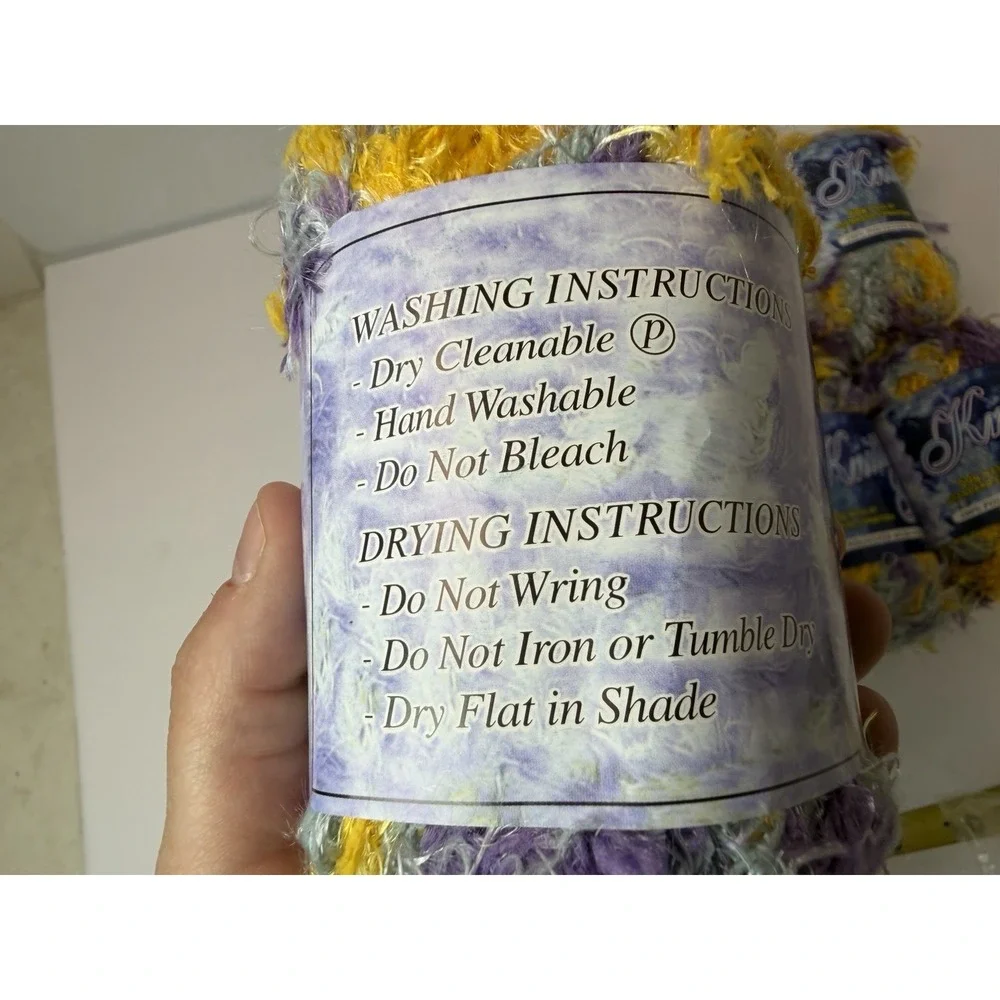 N/A knitting yarn