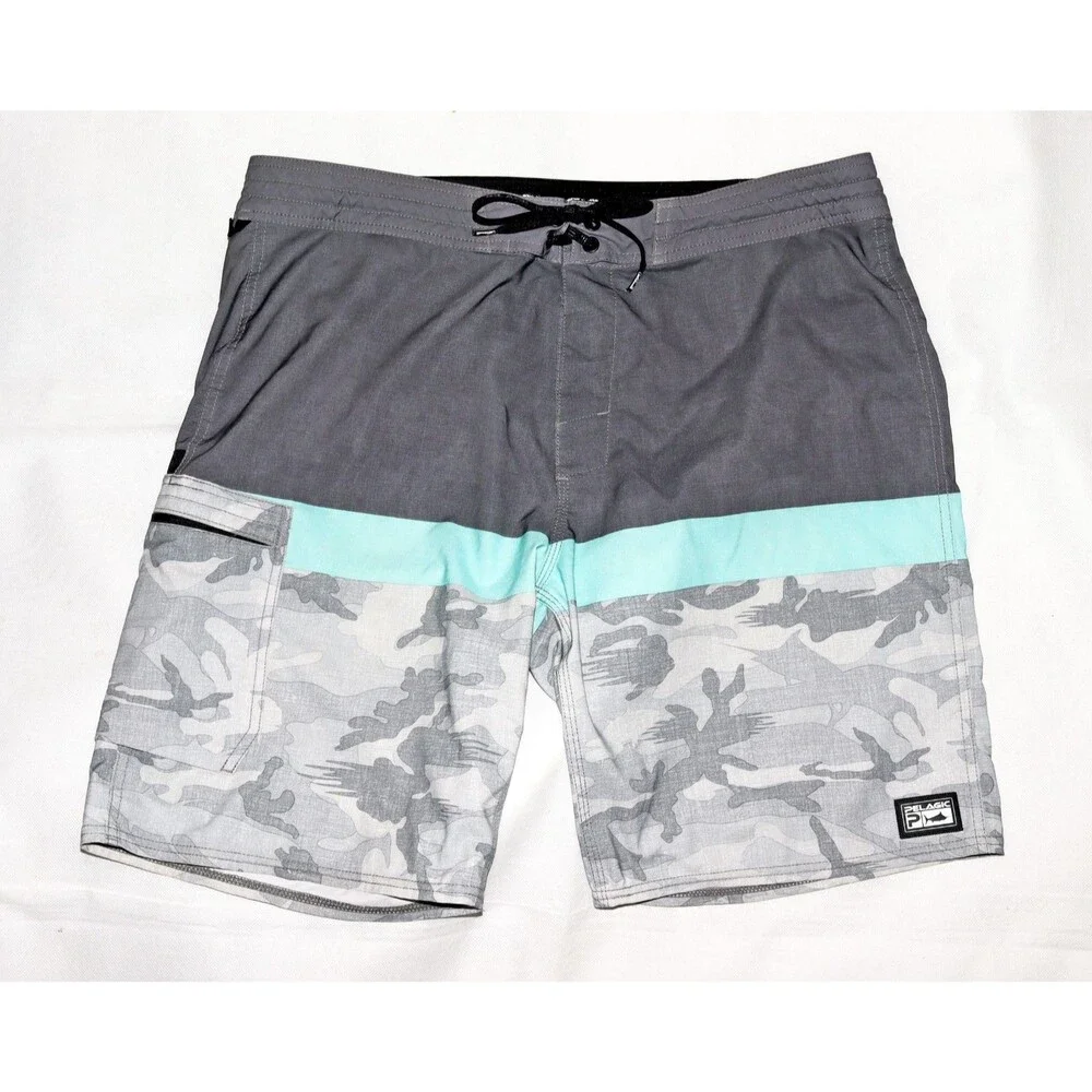 Pelagic High‎ Performance Men's 1/2 Camouflage Board Shorts Trunks Size 36