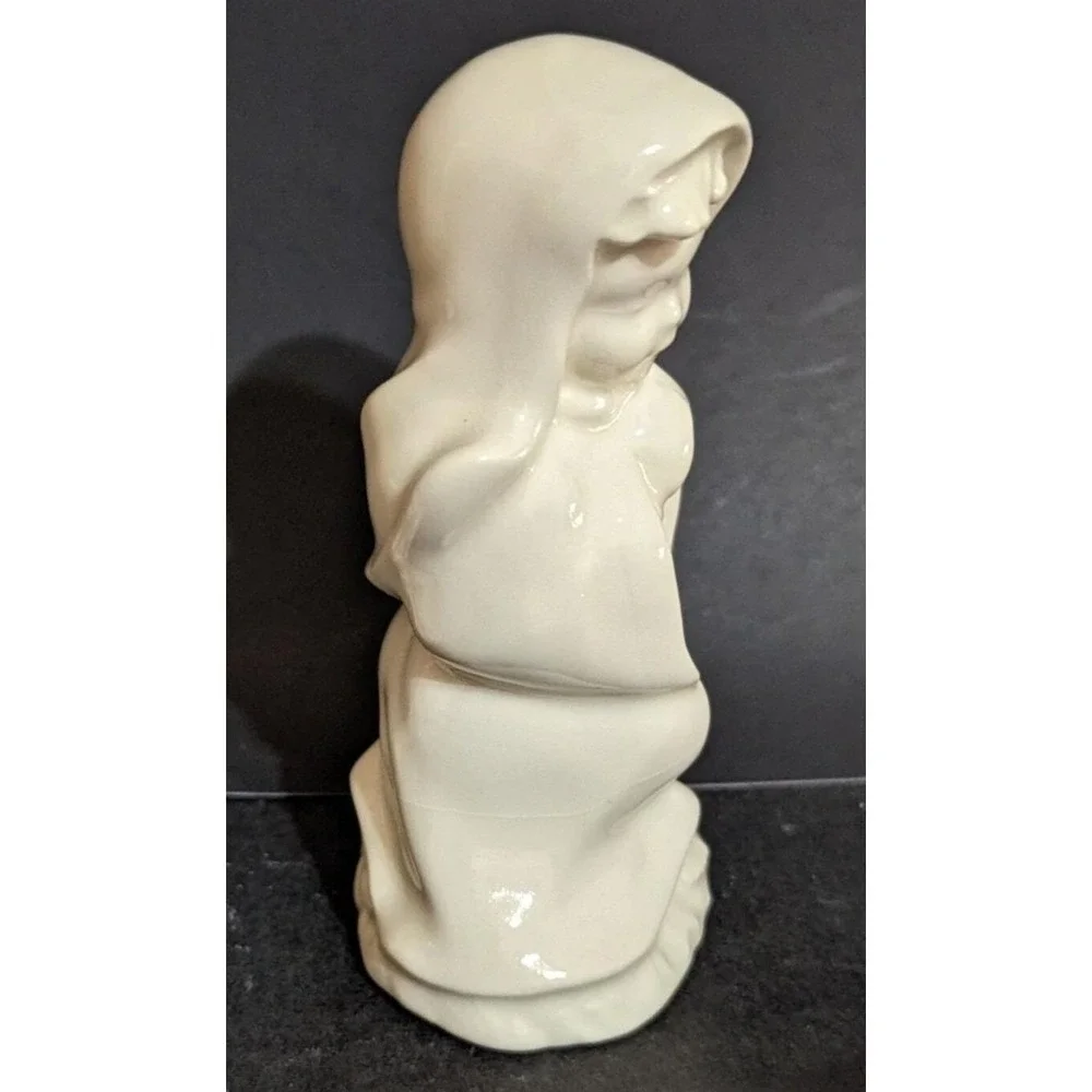 Vintage glossy white high