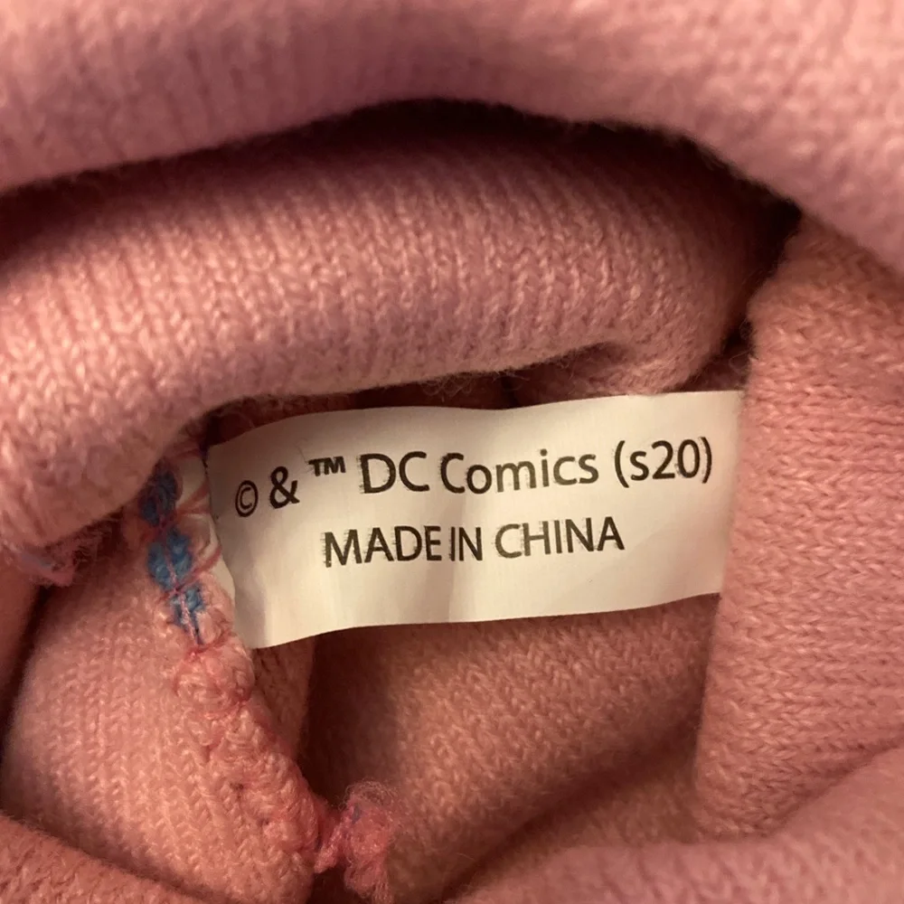 DC Comics this cozy