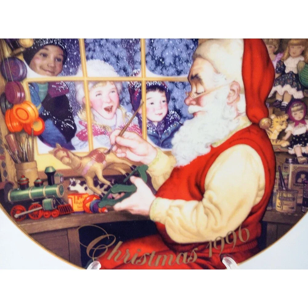 Avon santas loving