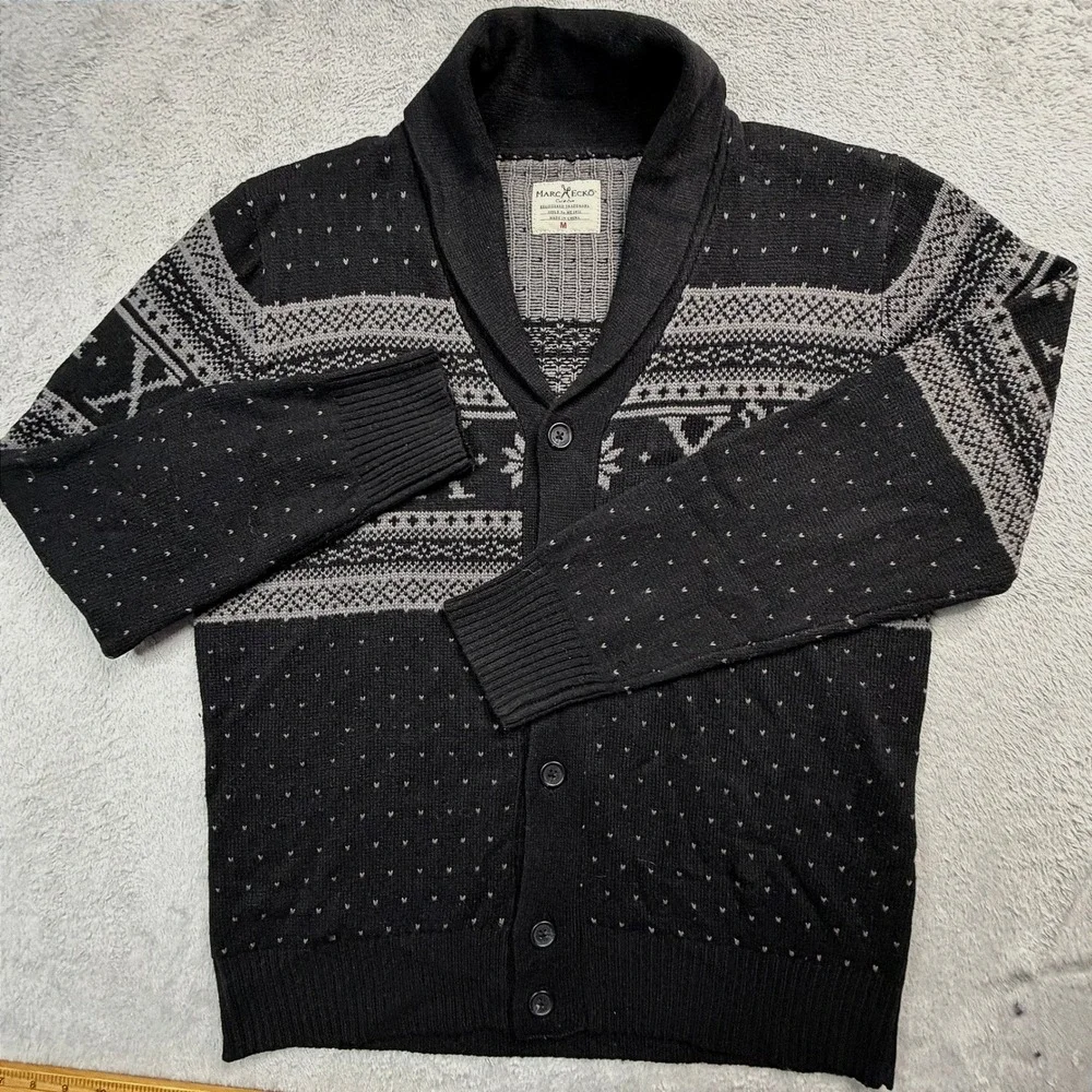 Marc Ecko Cut & Sew euc marc