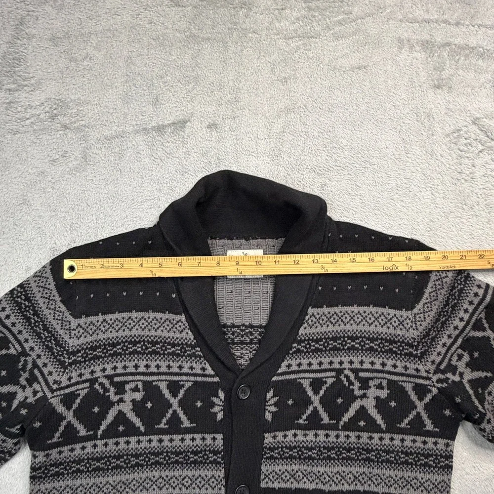Marc Ecko Cut & Sew euc marc