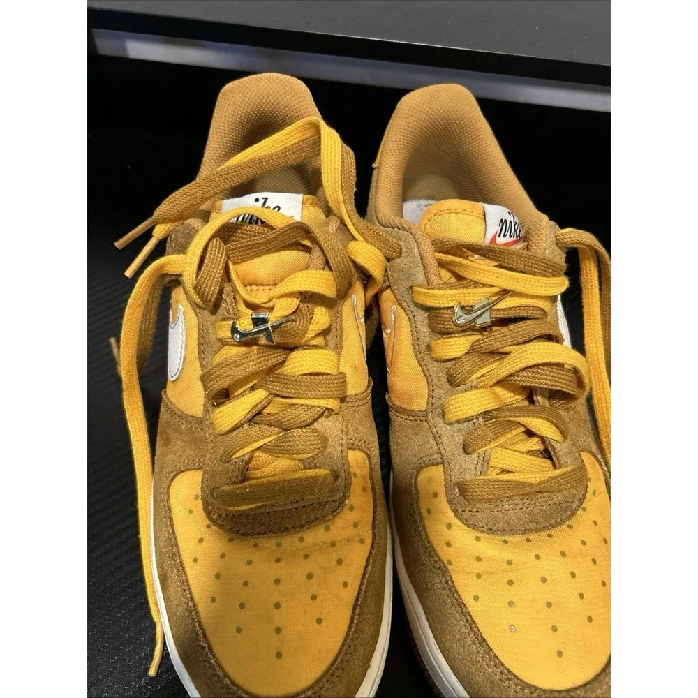 Nike workwear style