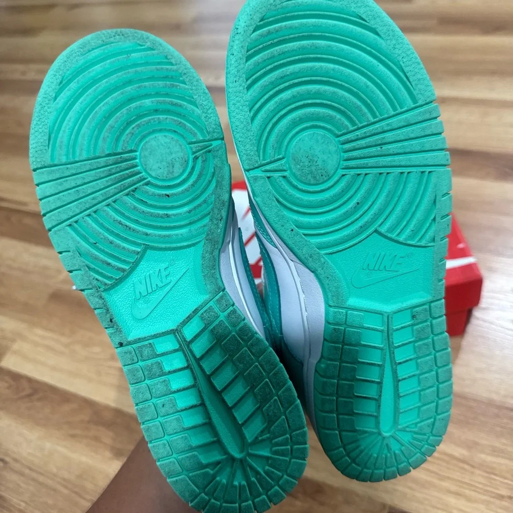 Nike green glow