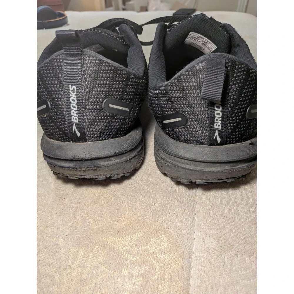 Brooks great shape