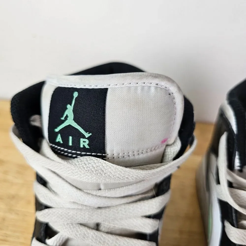 Nike Air Jordan 1 Mid Green Glow White Black DQ8426-103 Men's Size 8 Sneakers‎