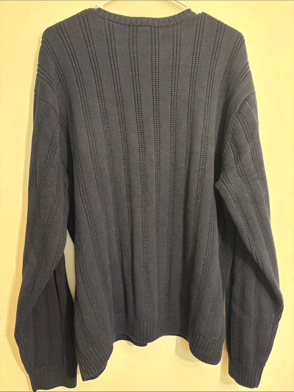 Chaps crewneck sweater