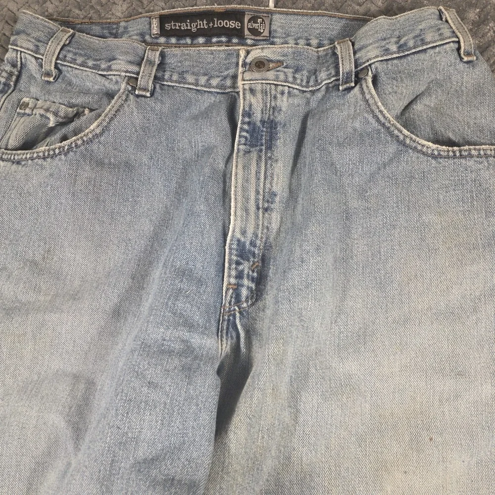 Levis vintage 2000s