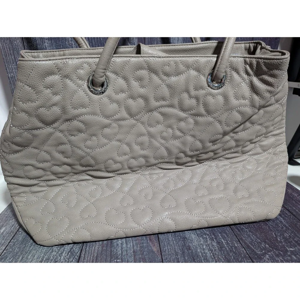 Betsey Johnson betsey johnson