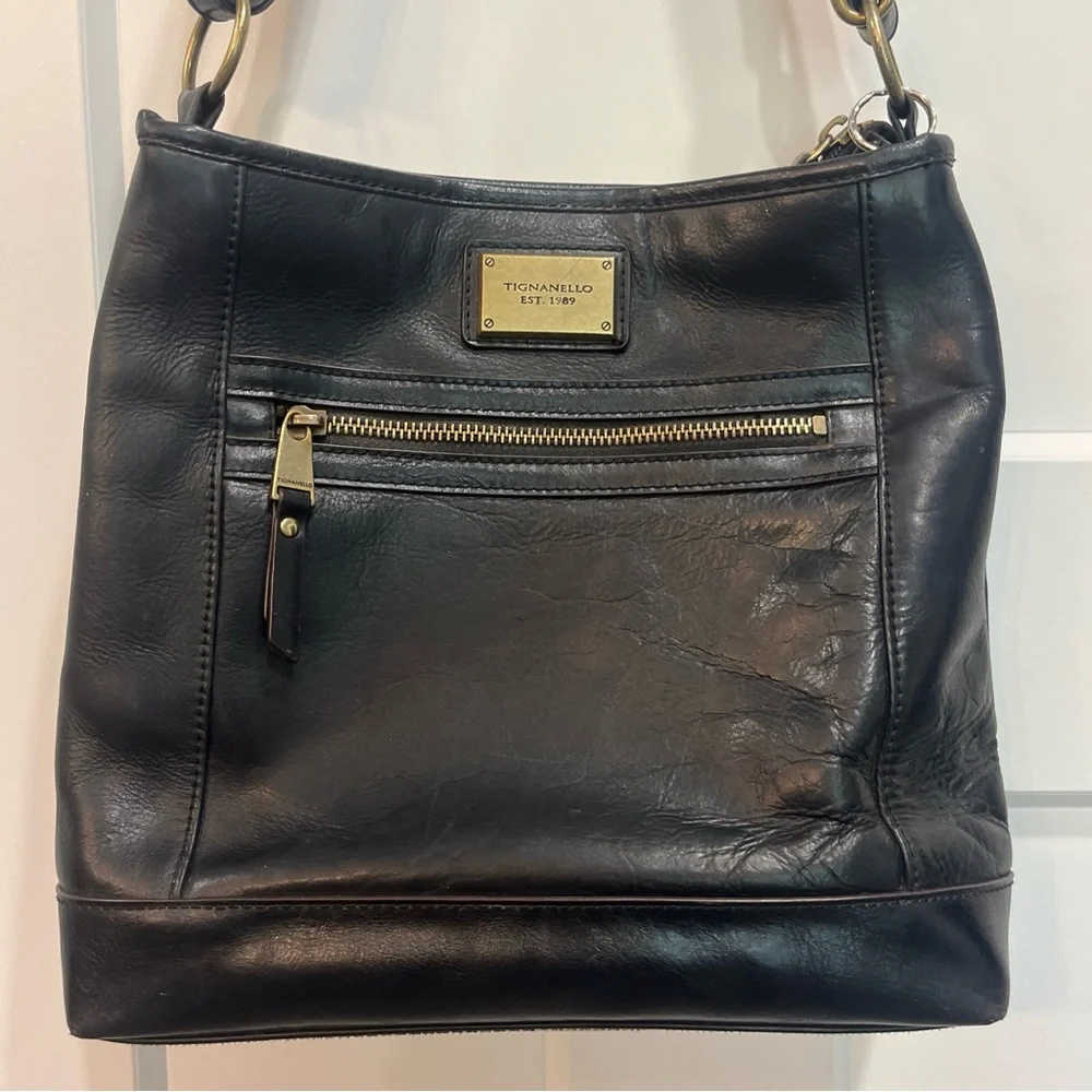 Tignanello bag leather