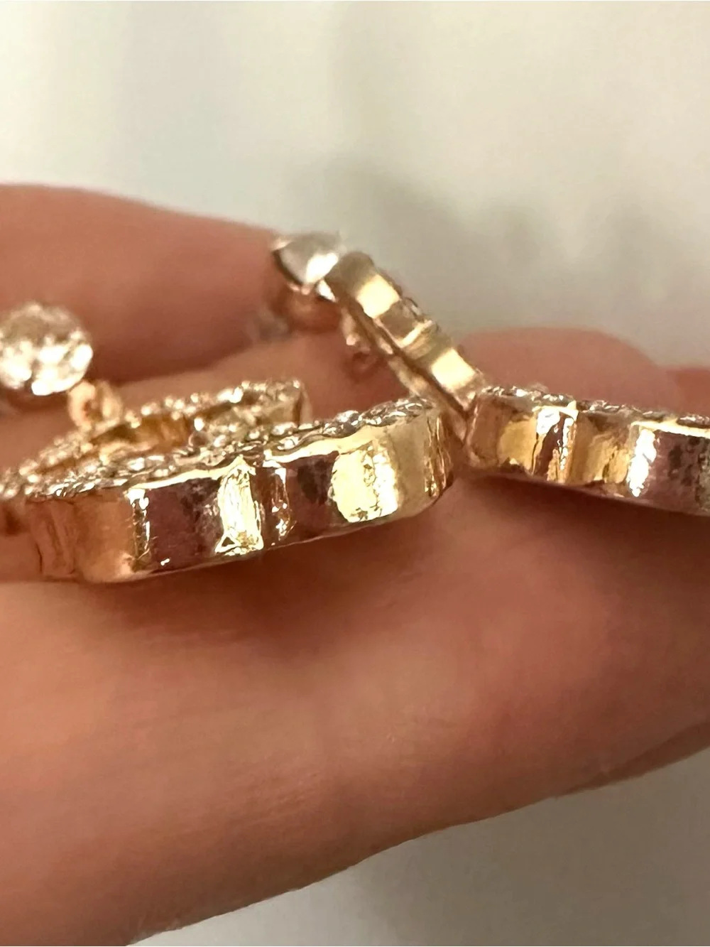 Handmade elegant gold