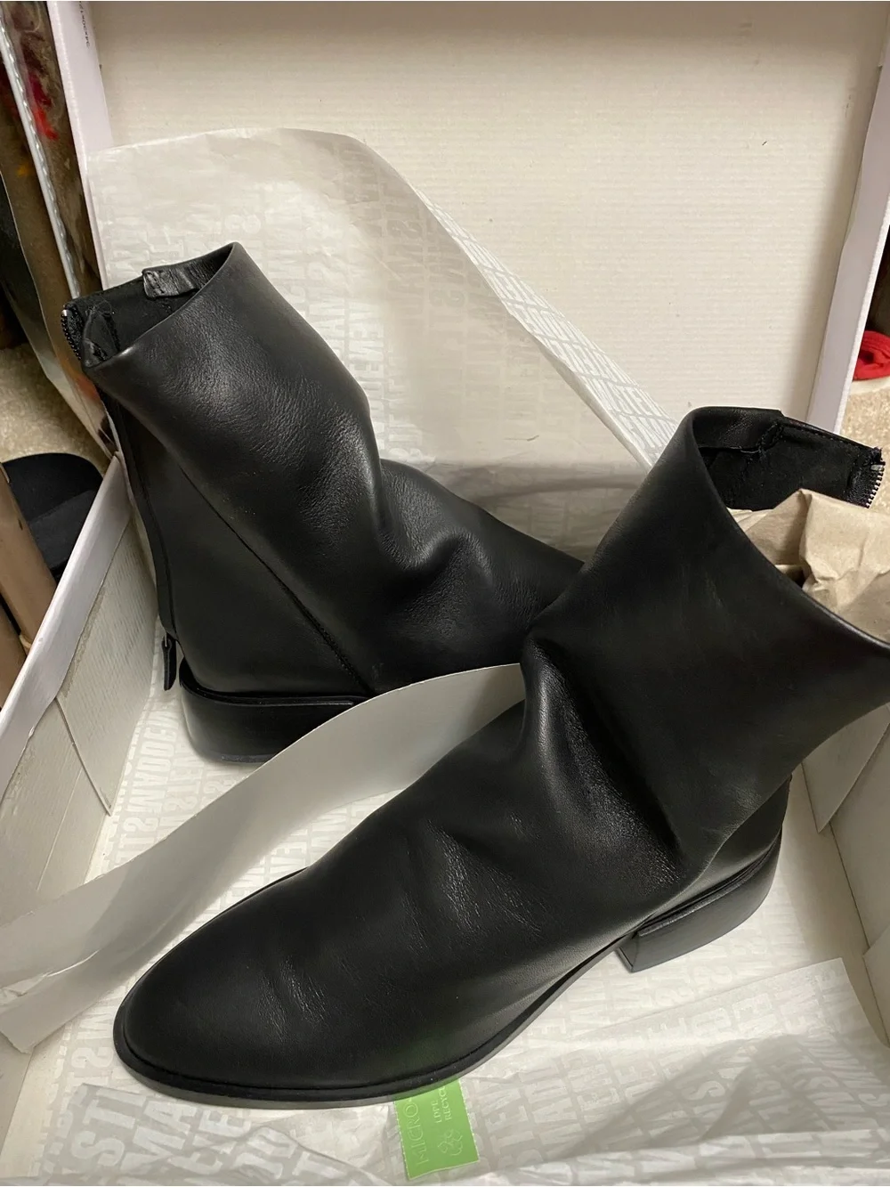 Steve Madden classic black