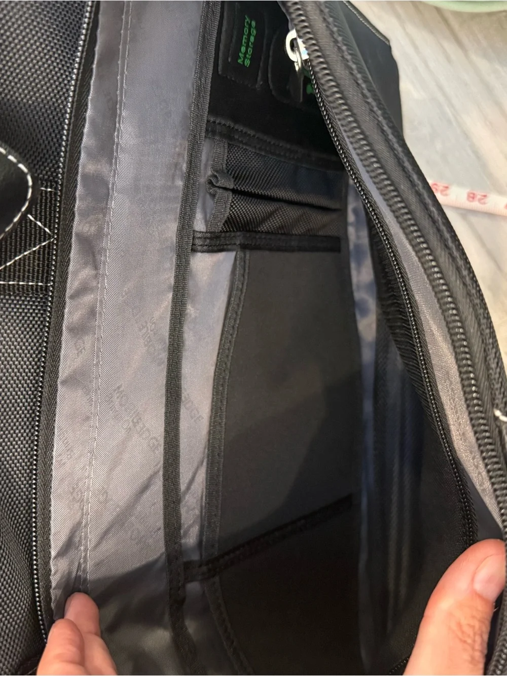 Mobile Edge durable black