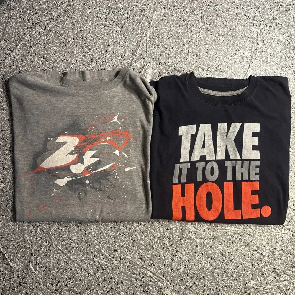 Nike Men’s Medium Tshirts 2 Lot / Air Jordan (1)