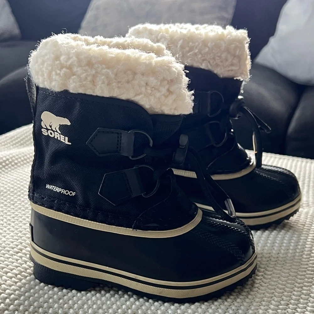 Sorel durable cozy