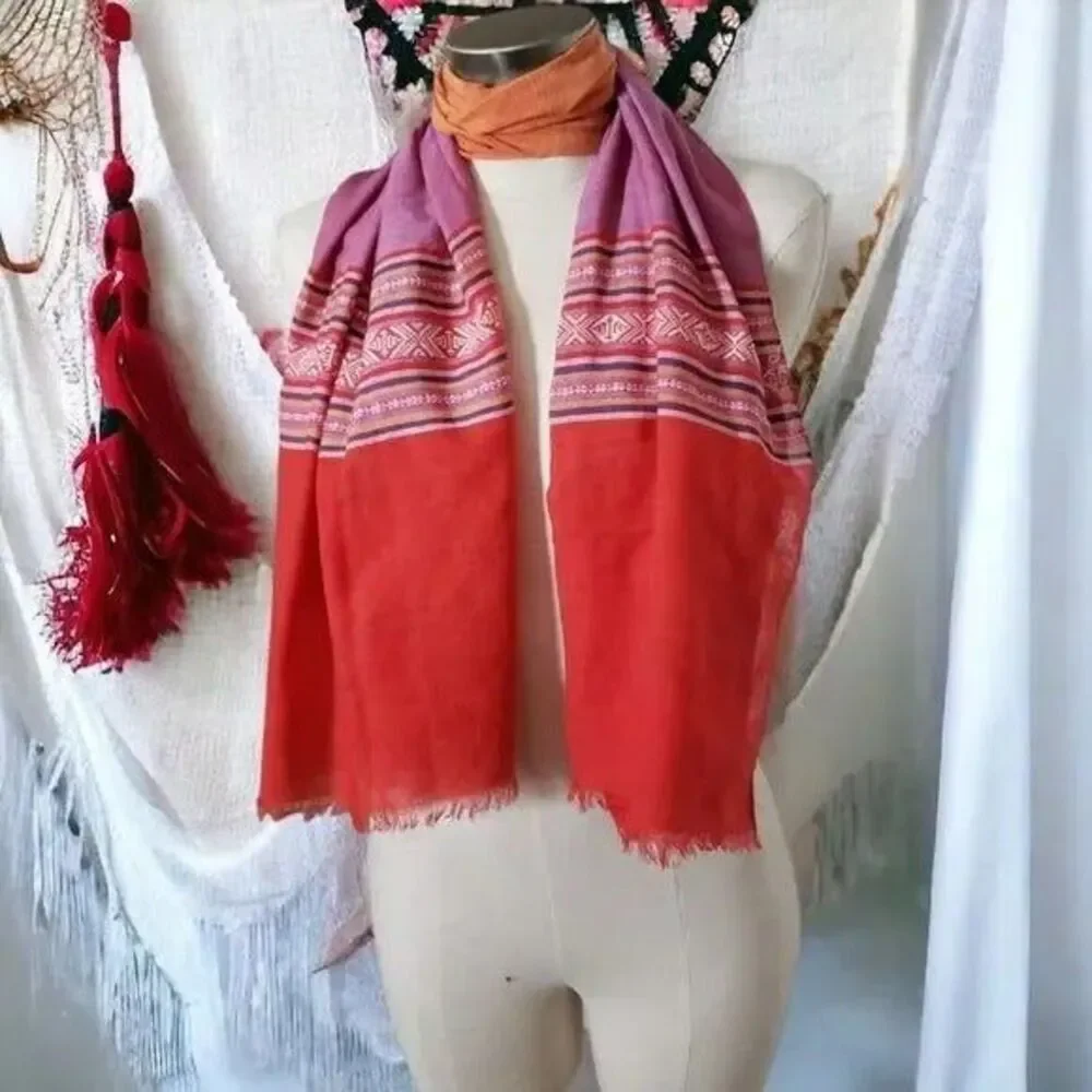 Handmade multicolor hand