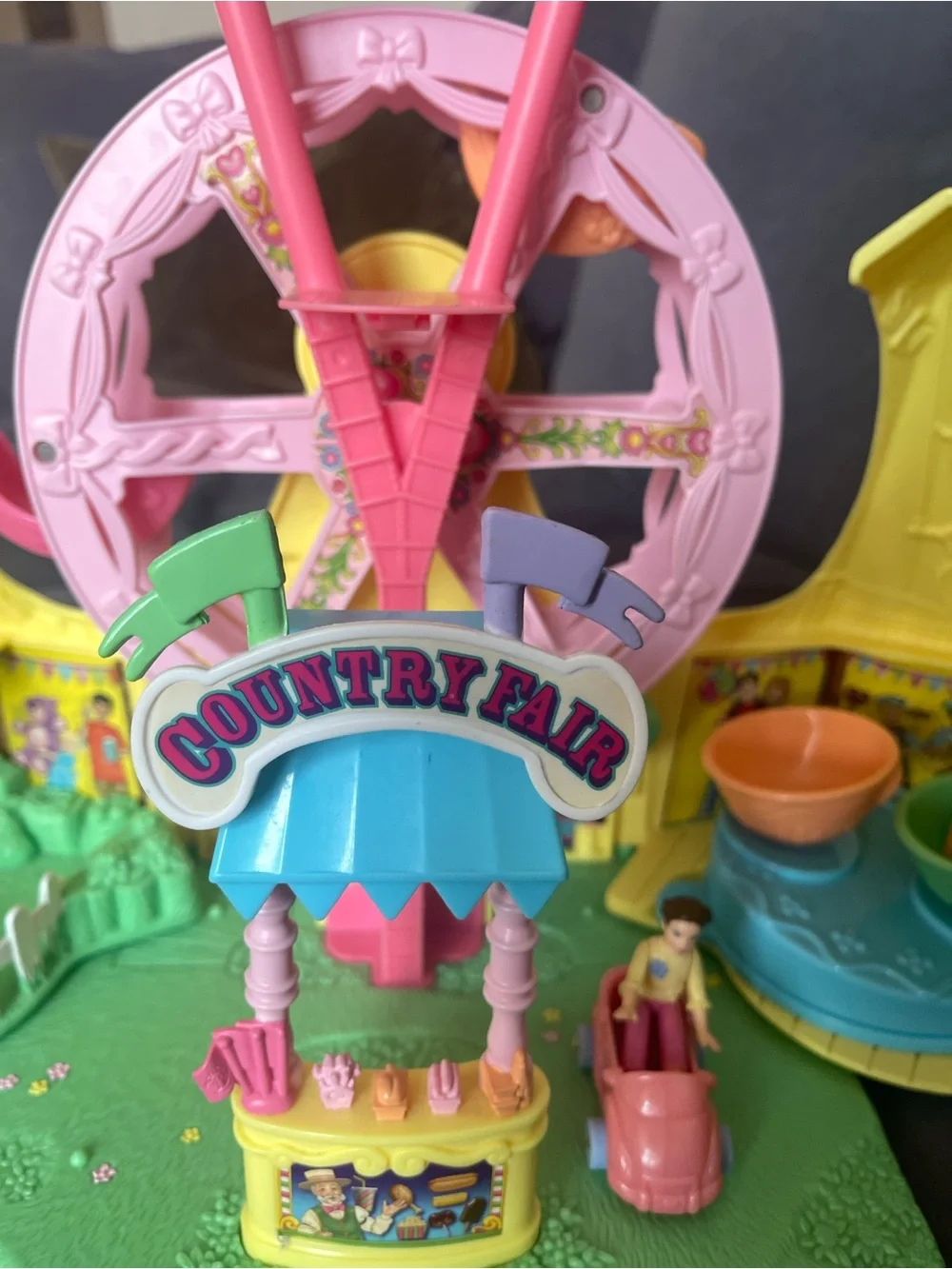 Fisher-Price compact fair
