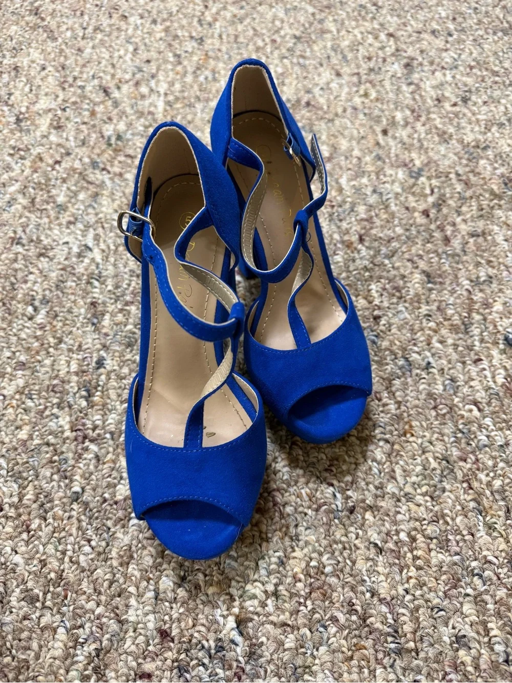 Dream Pairs vibrant royal