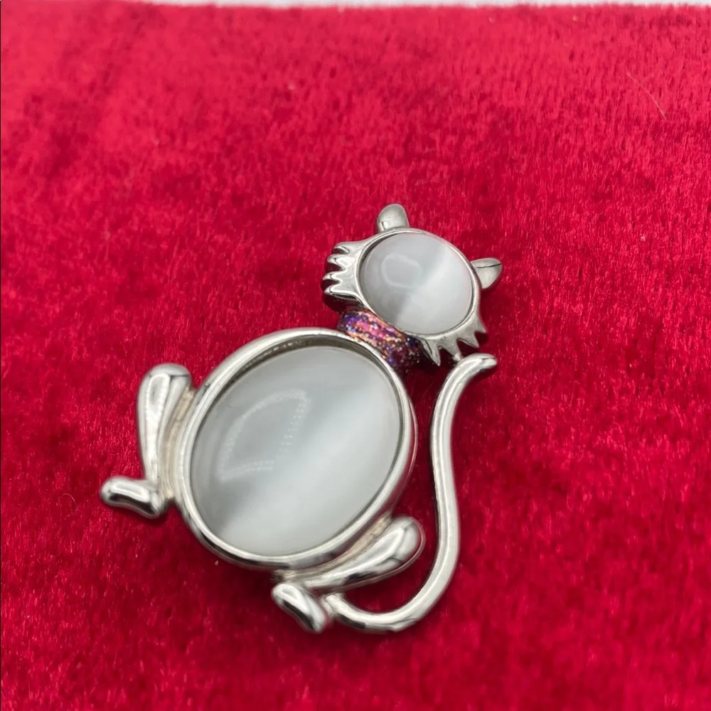 N/A silvertone moonstone