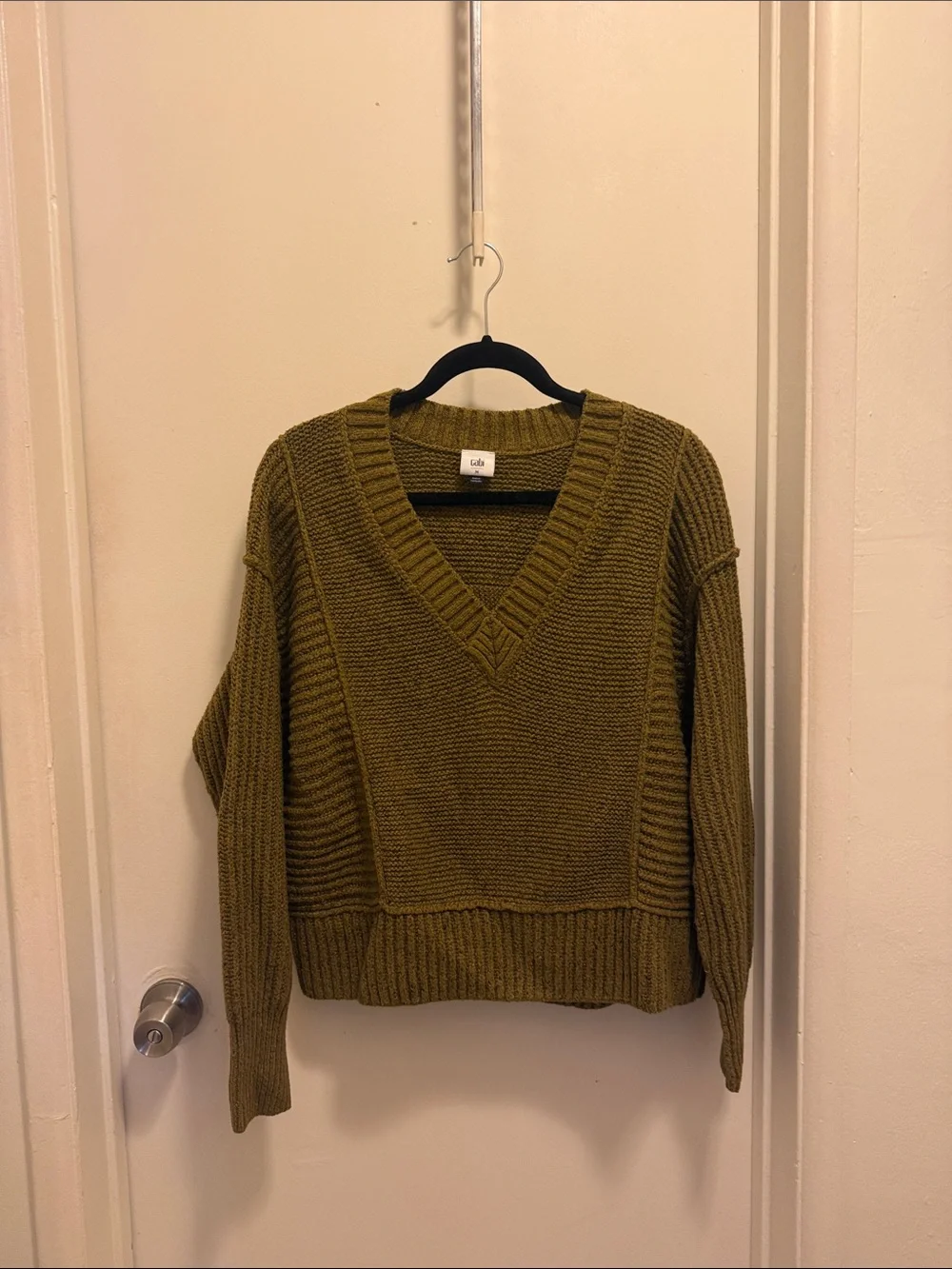 CAbi Olive Green V-Neck Ribbed Knit Sweater