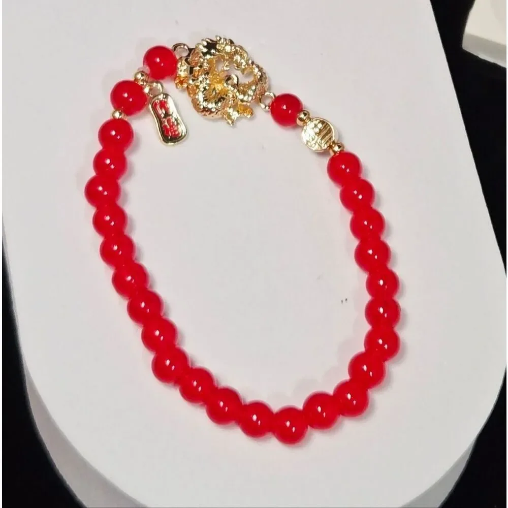Red Glass Beaded Pixiu Dragon Bracelet – Feng Shui Wealth Charm Medallion Gift