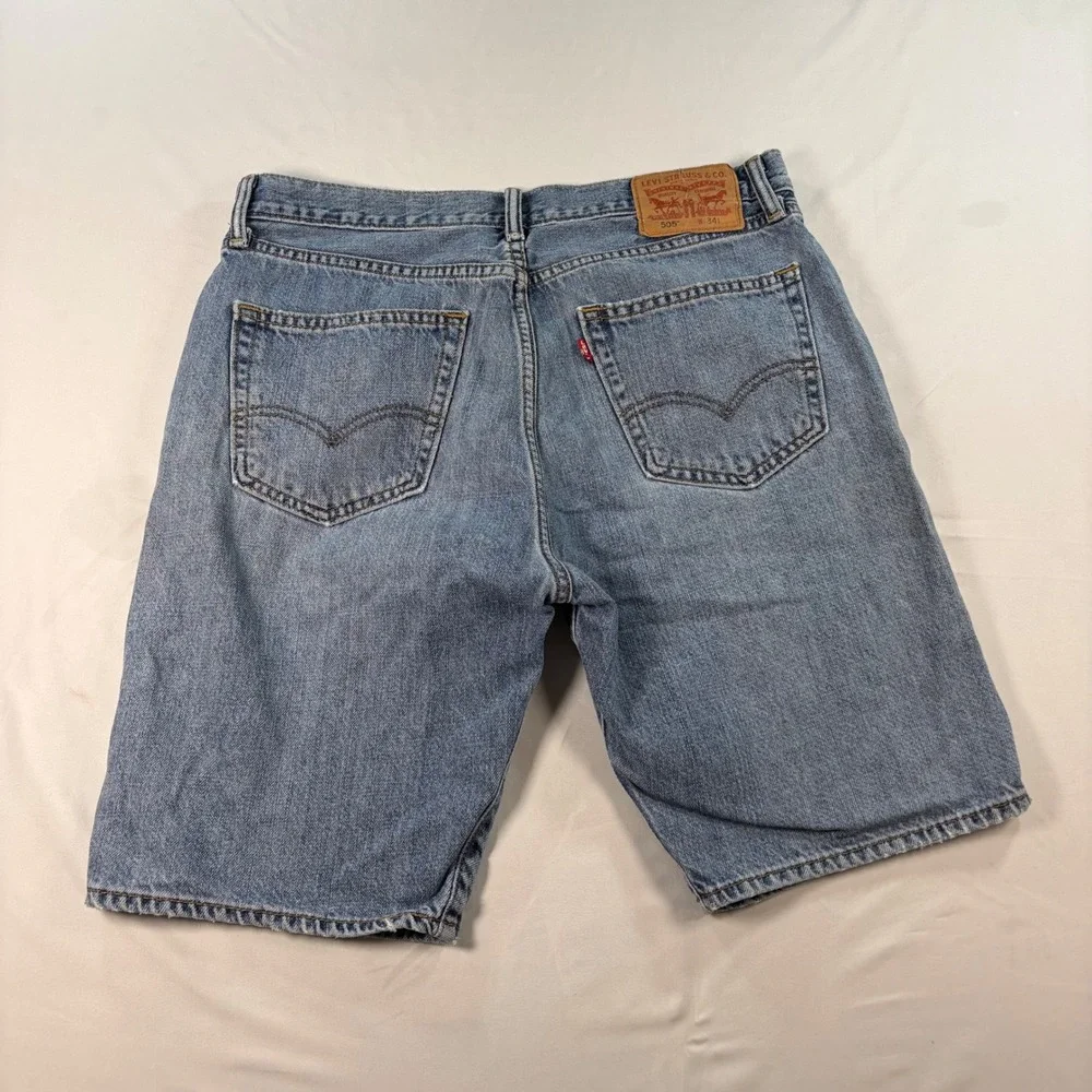 Levis levis 505