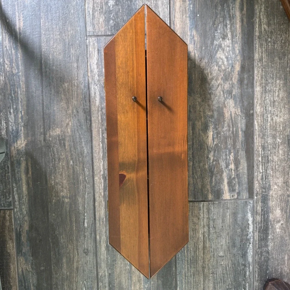 N/A gothic coffin