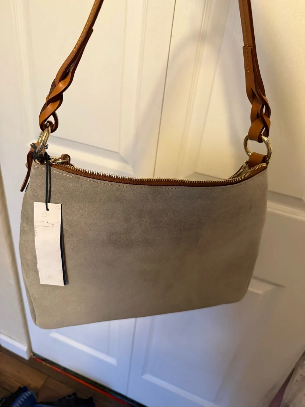 Dooney & Bourke instant classic