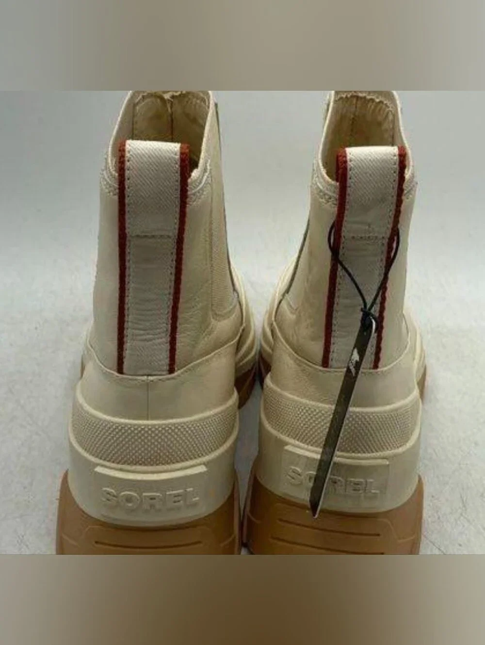 Sorel cream chelsea