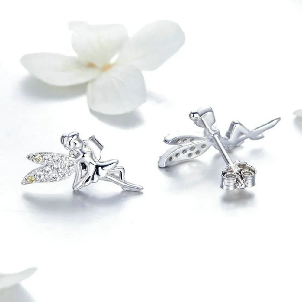 N/A dainty white