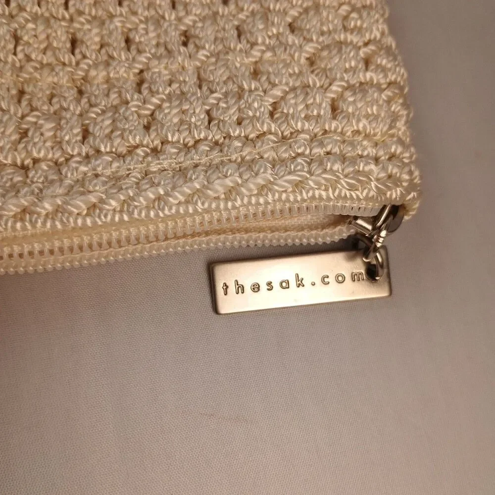 The Sak sak crocheted