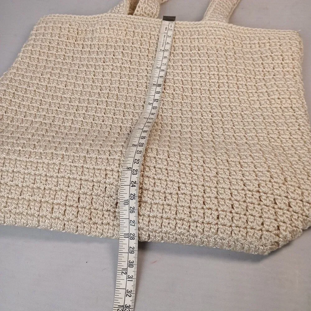 The Sak sak crocheted