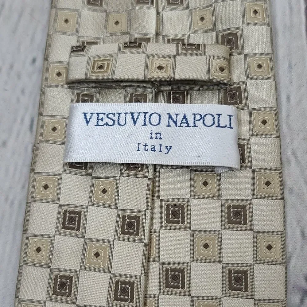 Vintage pre owned