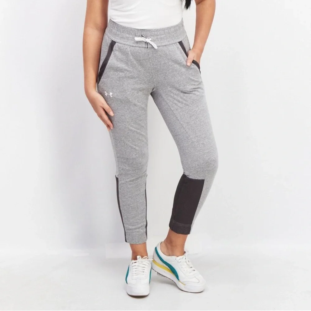 Under Armour Women Sportswear Fit Training Pant Grey small