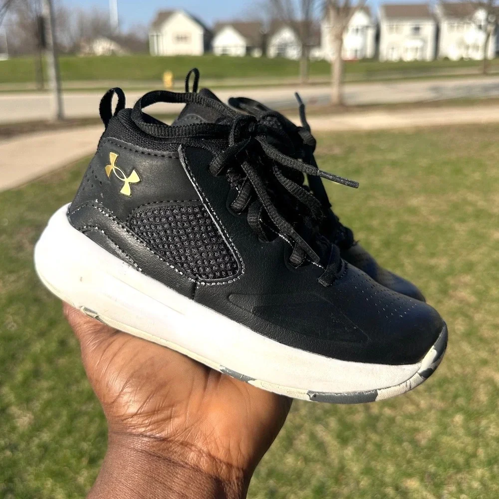 Under Armour preowned good