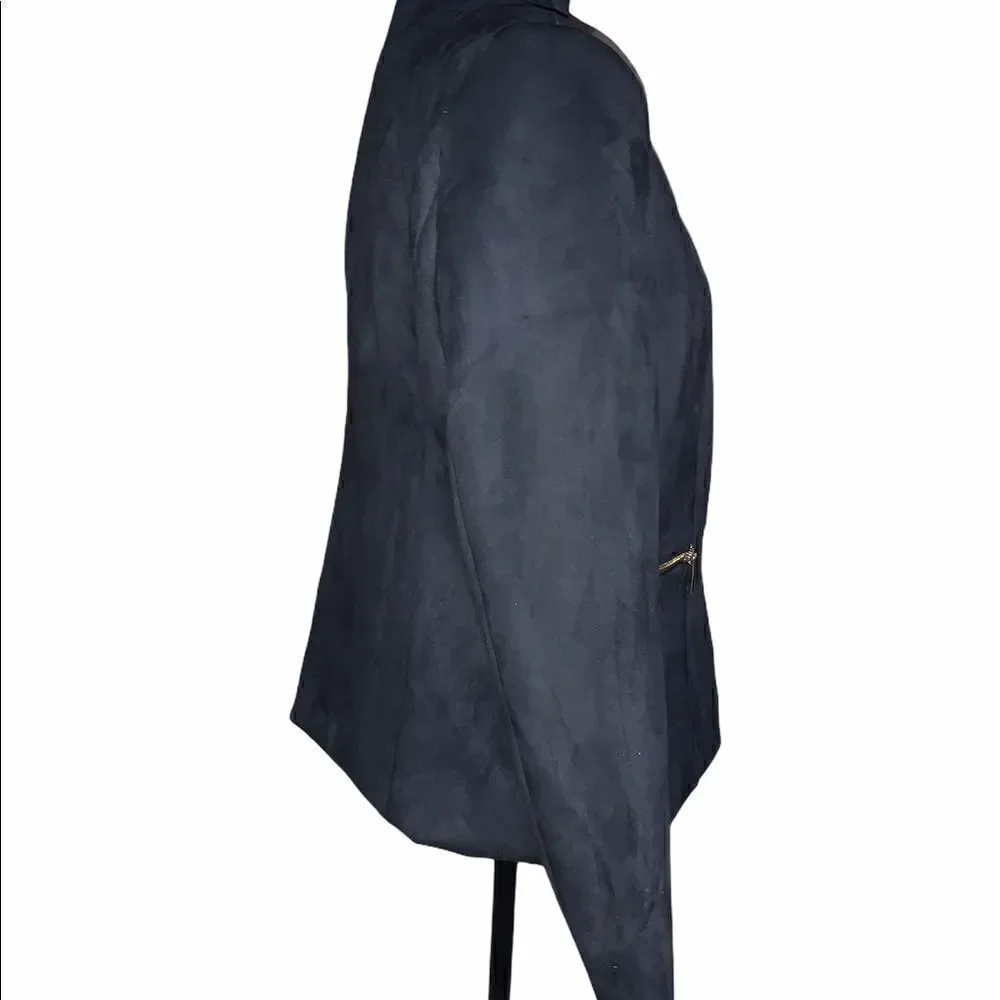 Carmen Marc Valvo black one side