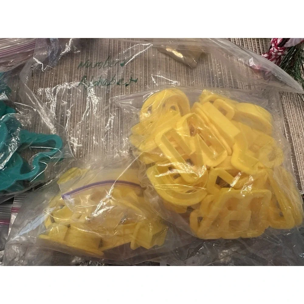 Vintage Cookie Cutter‎ Lot