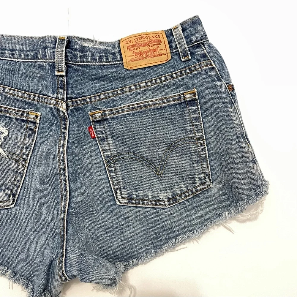 Levis great without