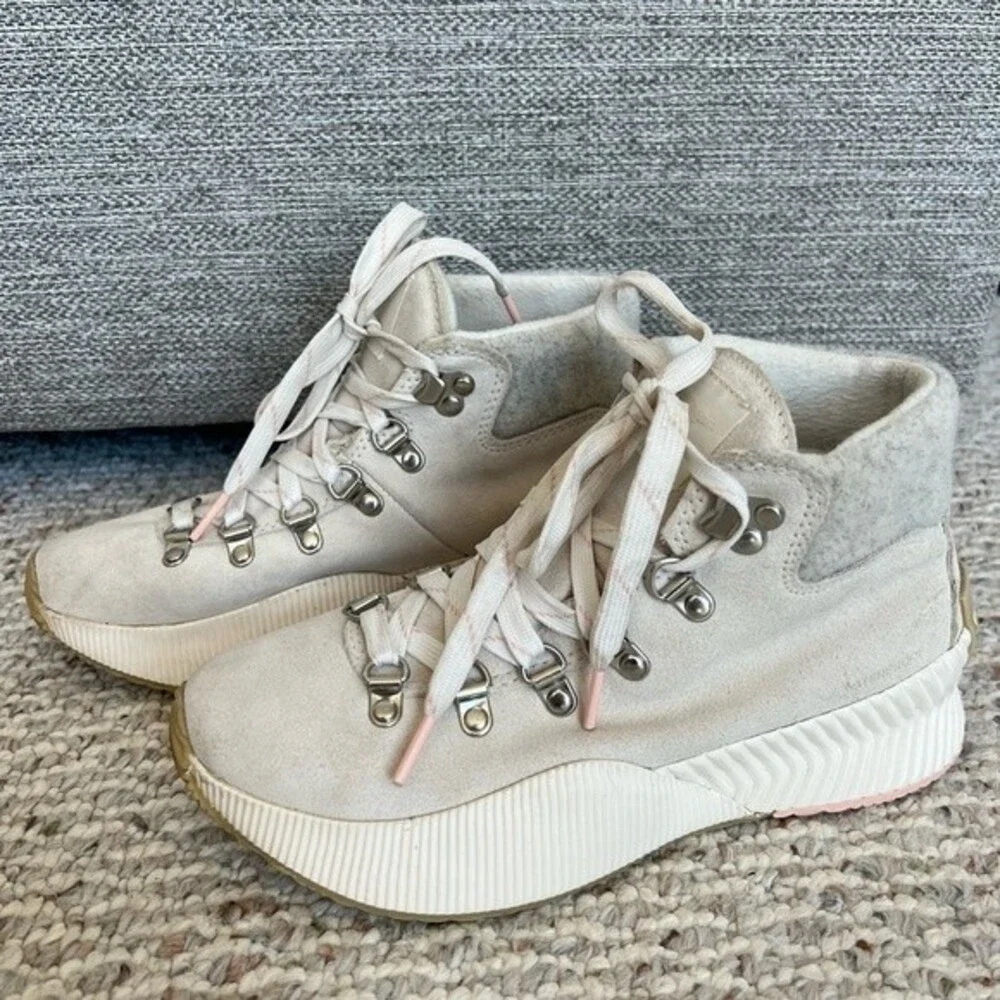 Sorel beautiful preloved