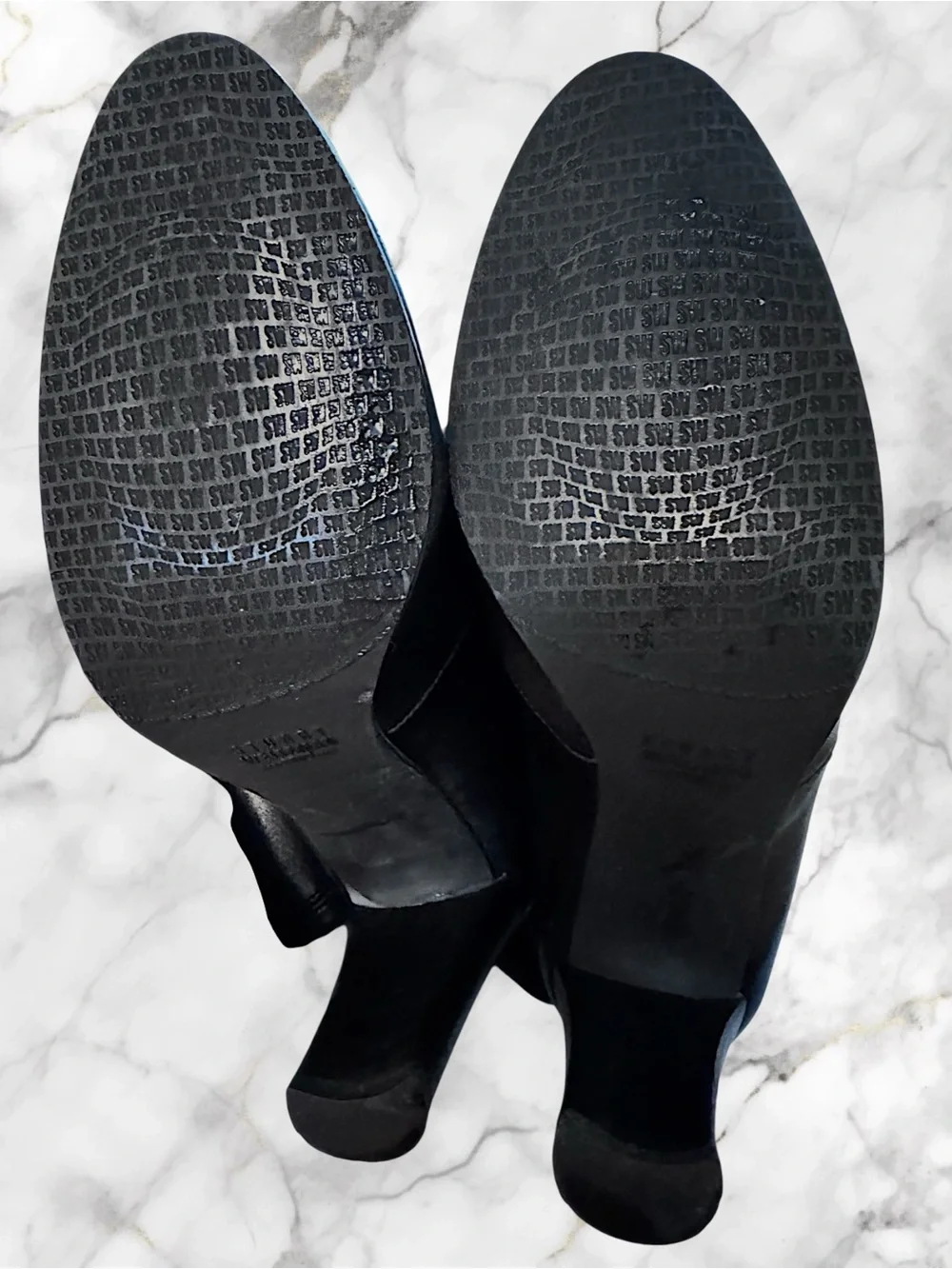 Stuart Weitzman iconic stuart