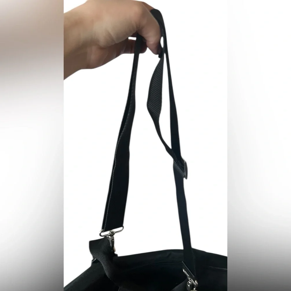 Emporio Armani discover sleek