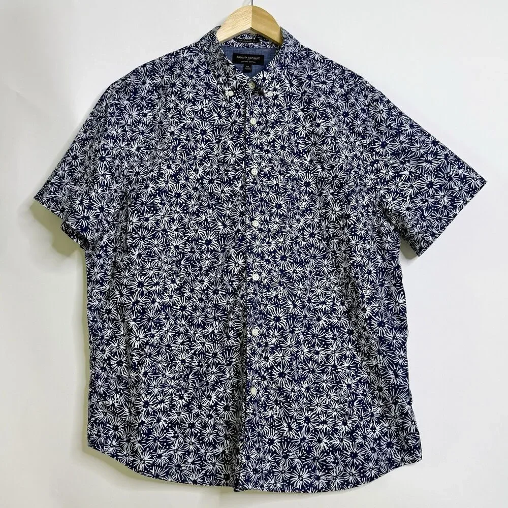 Banana Republic cotton laying