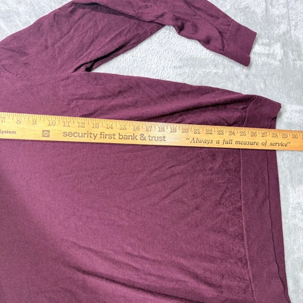 Banana Republic V-Neck Sweater Mens Large Burgundy 100% Merino Wool Long Sleeve
